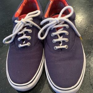 Size 11 Sperry Topsiders Jaws shoes